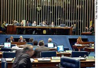 Projeto sobre estágios, em regime de urgência, suspende votações no Senado