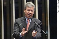Arthur Virgílio comenta almoço da bancada do PSDB com Mantega sobre CPMF