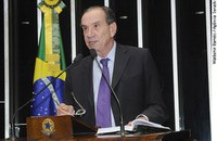 Forças Armadas tem poucos recursos no Orçamento da União, alerta Aloysio Nunes 