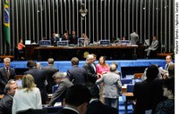 Governo desiste da urgência e aposta em inversão da pauta para votar Marco Civil 
