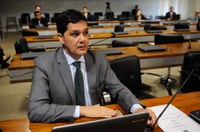 Ricardo Ferraço é o relator da comissão que discute participação da Petrobras no pré-sal